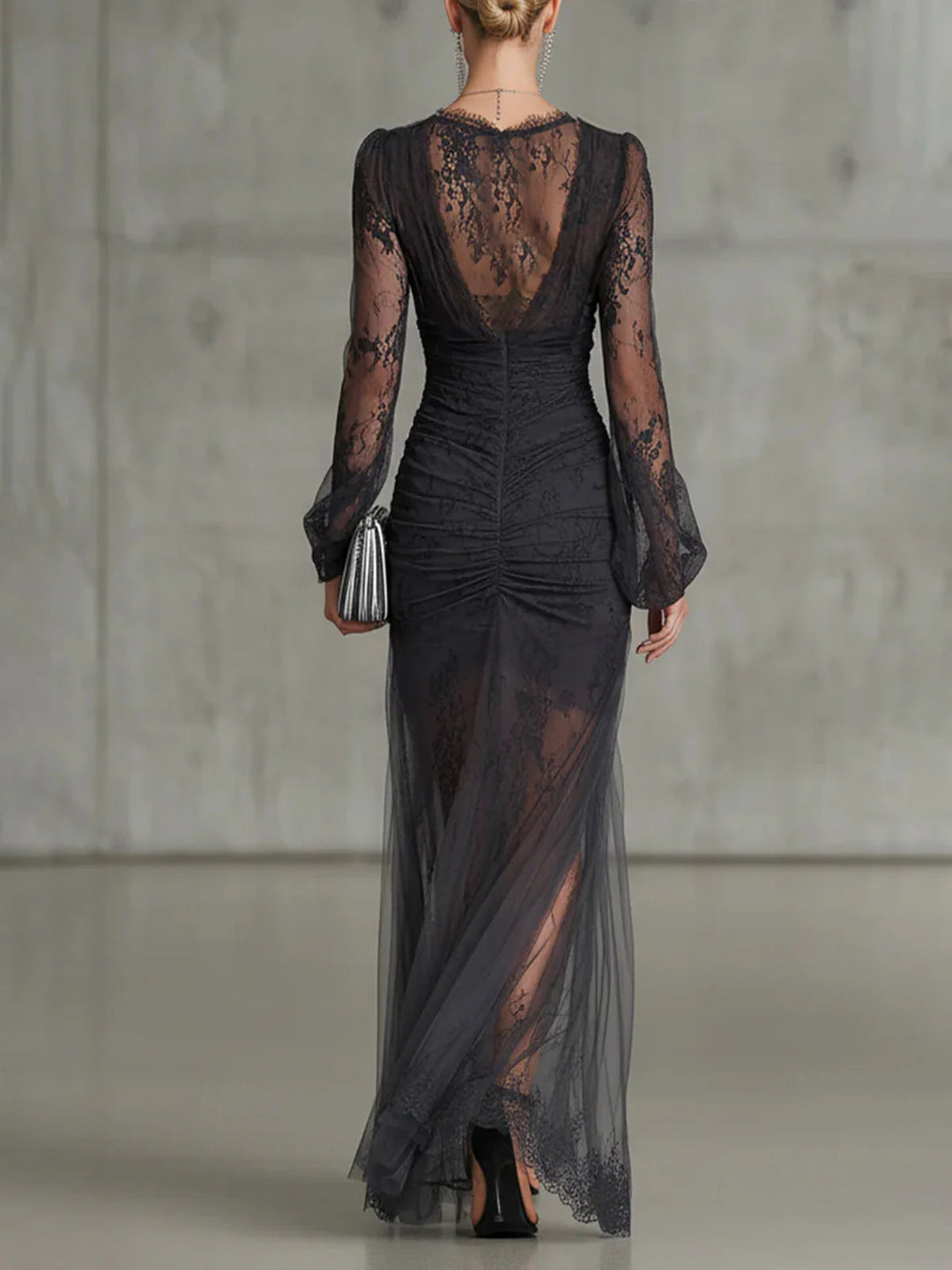 Elsie | Maxi dress ruffled in dark gray lace
