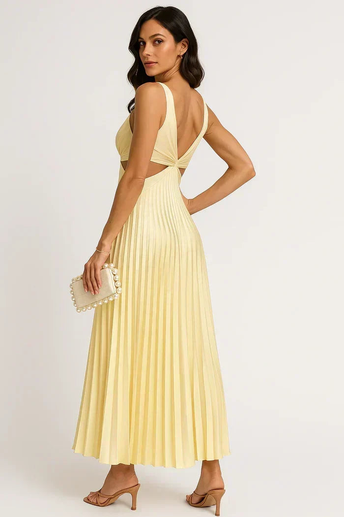 Cornelia | Pleated dress for occasions
