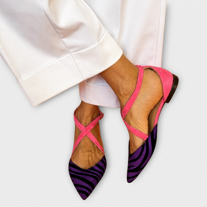 Annika | Loafers with buckle