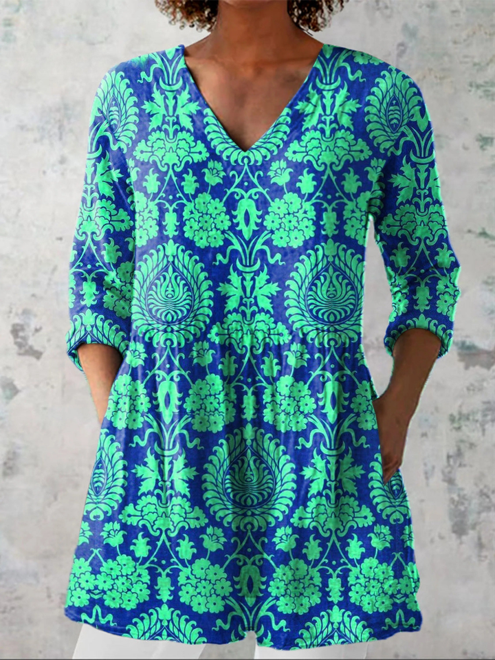 Cornelia | Long blouse with V-neck