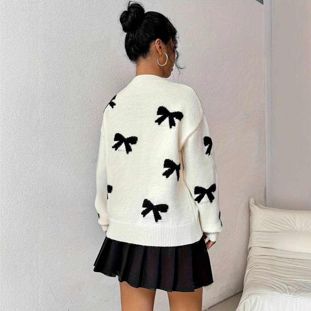Naomi | Comfy Bow Print Pullover Sweater