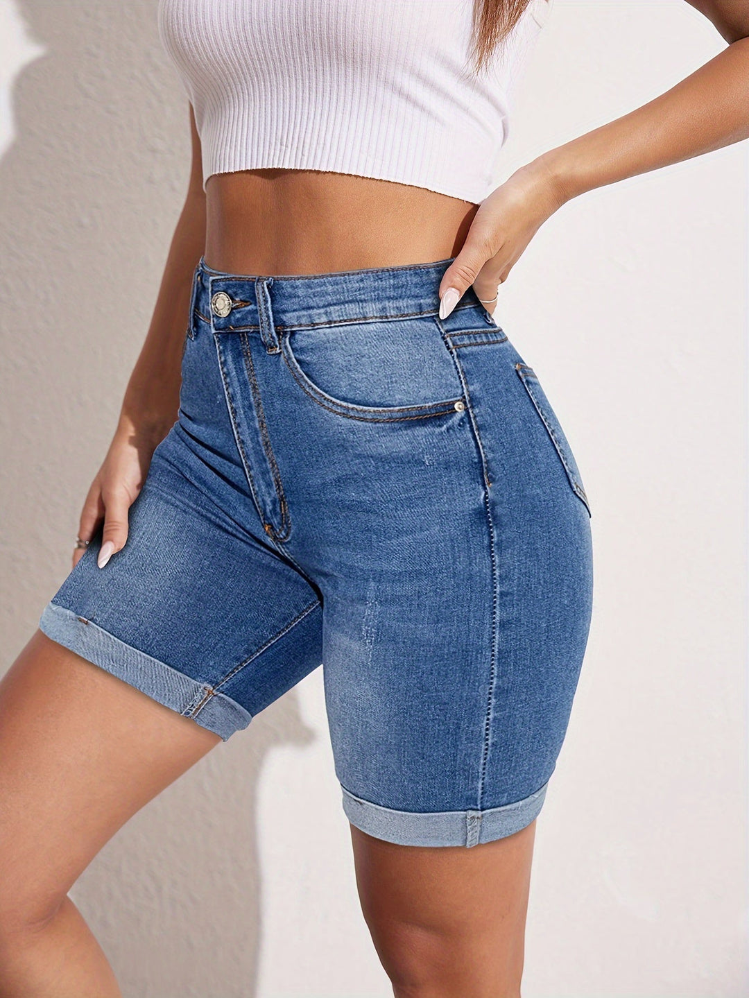 Monique | Stretch-Fit Bermuda Jean Short
