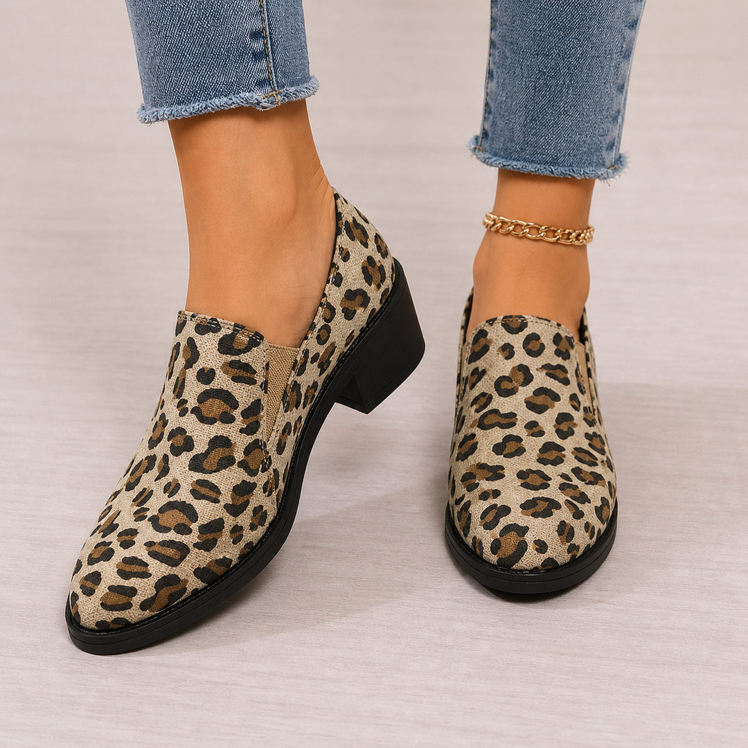 Elizabeth | Leopard loafers