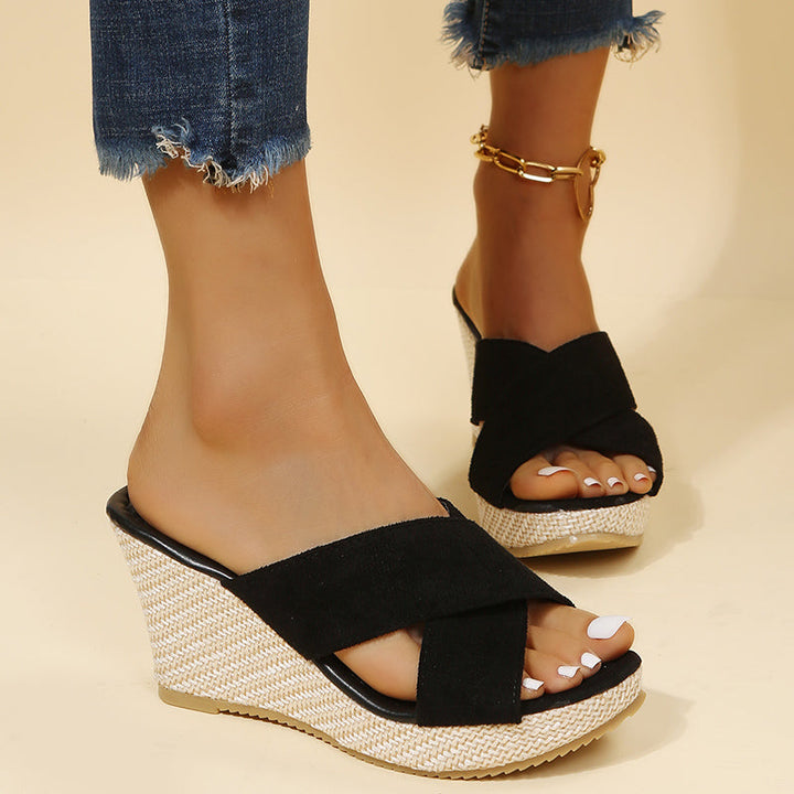 Alice Helene | Relaxed wedge sandals