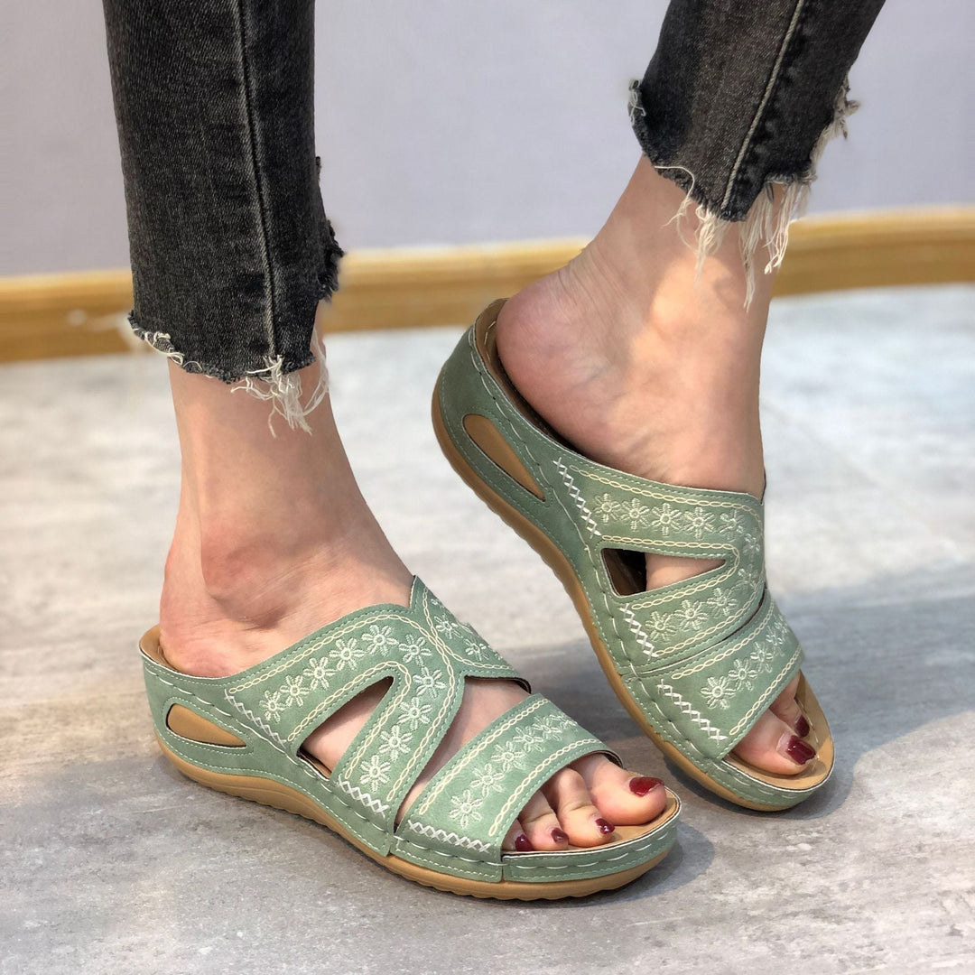 Pauline | Orthopedic sandals