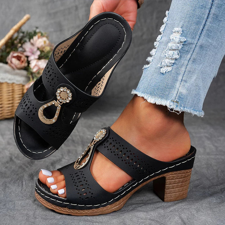 Xenia | Orthopedic sandals