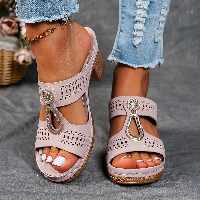Xenia | Orthopedic sandals