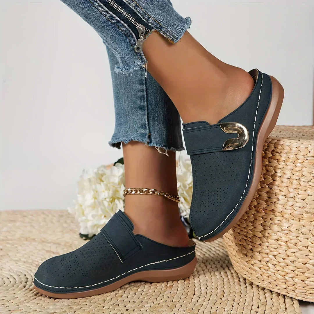 Alice Josefine | Chic supportive wedge sandals