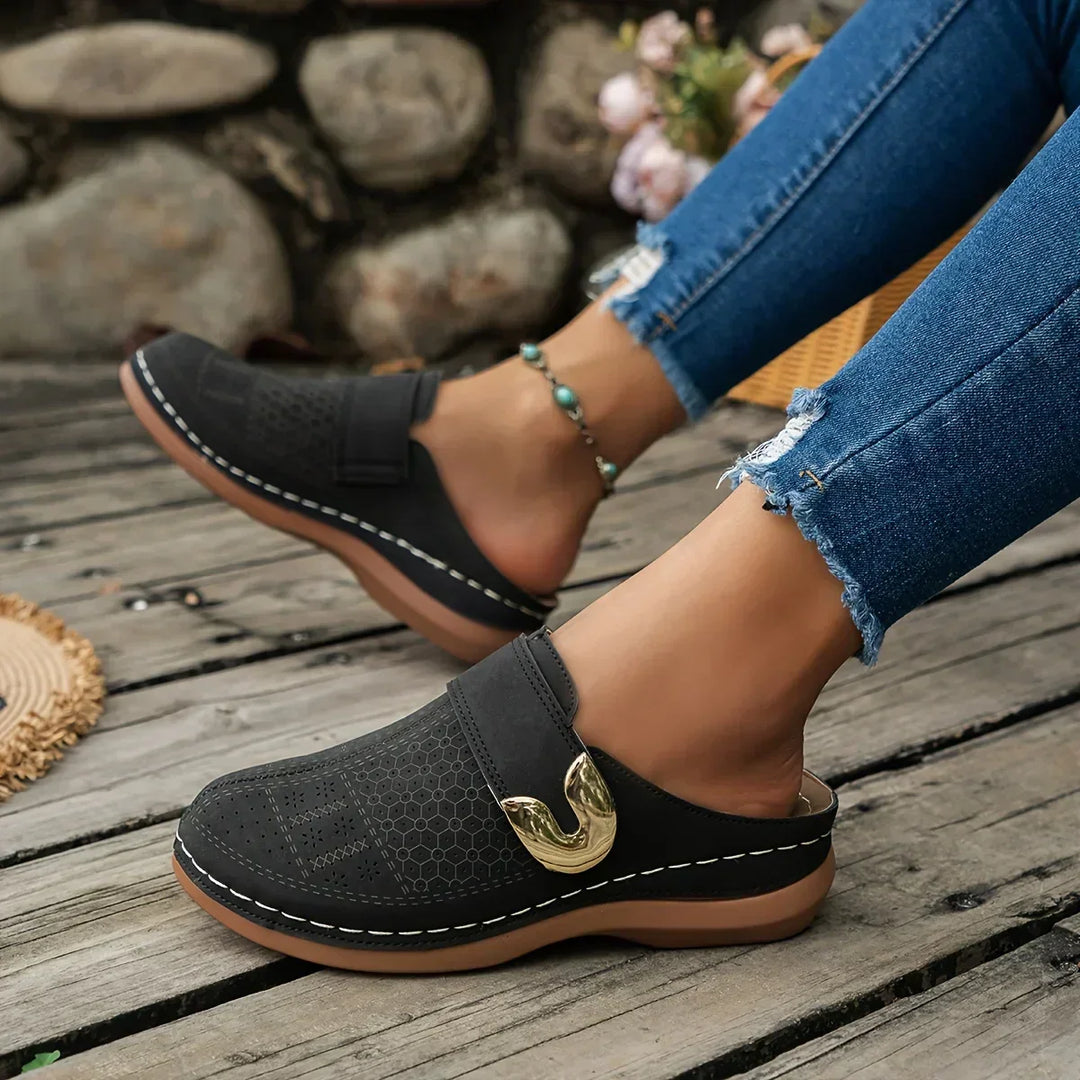 Alice Josefine | Chic supportive wedge sandals