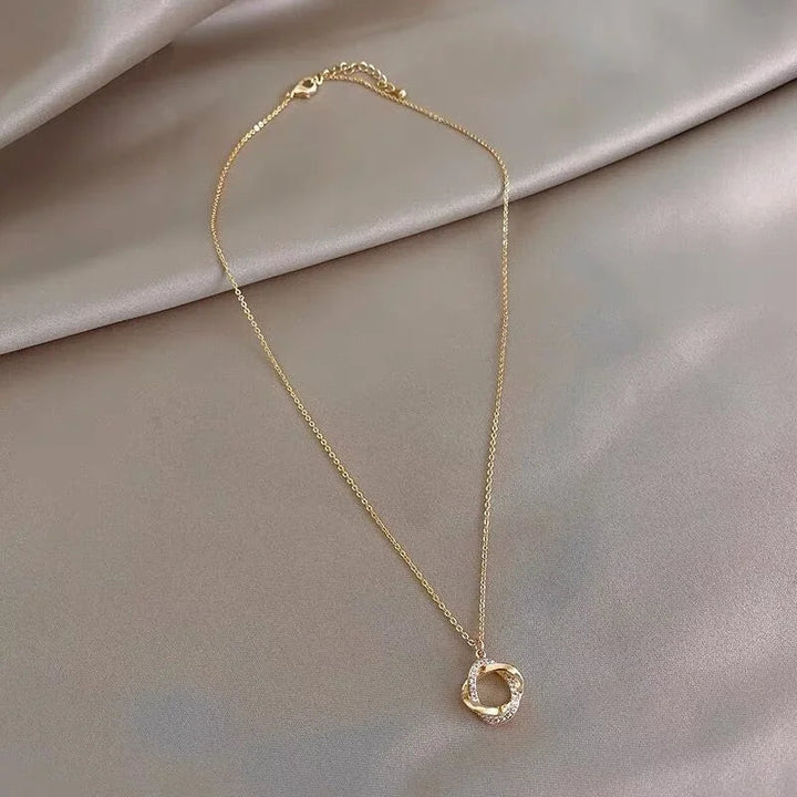 Whitney | Timeless Minimalist Necklace