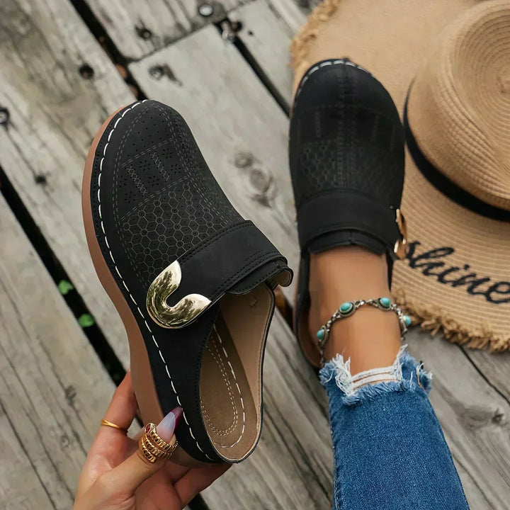 Alice Josefine | Chic supportive wedge sandals
