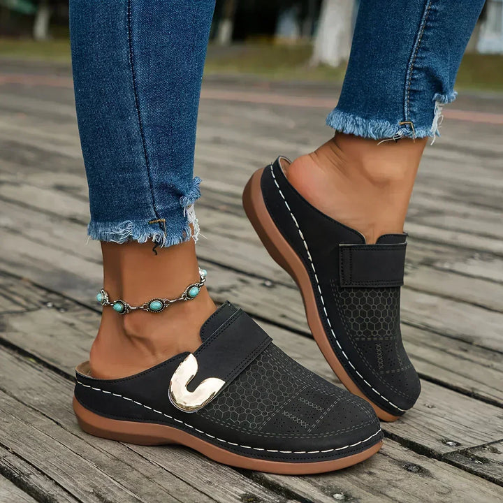 Alice Josefine | Chic supportive wedge sandals