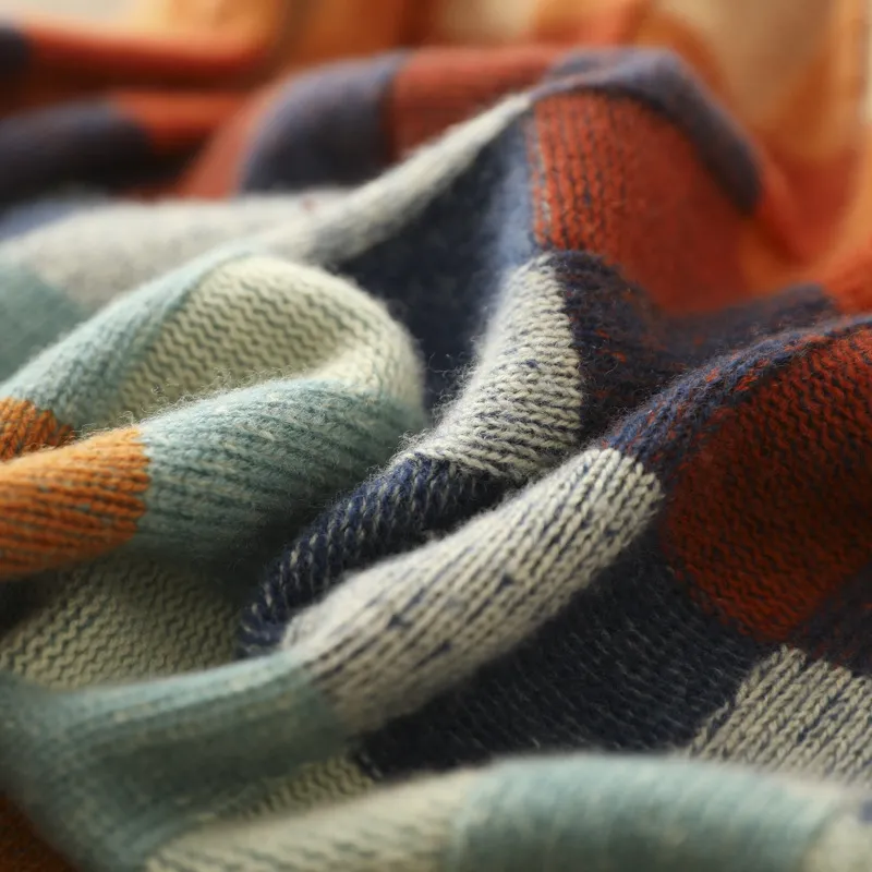 Francesca | Retro-Inspired Plaid Sweater