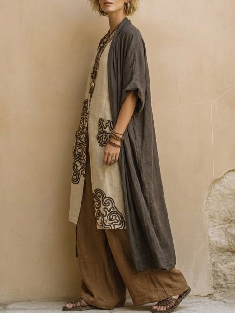 Elizabeth | Three-piece set made of dark gray and brown with tribal print