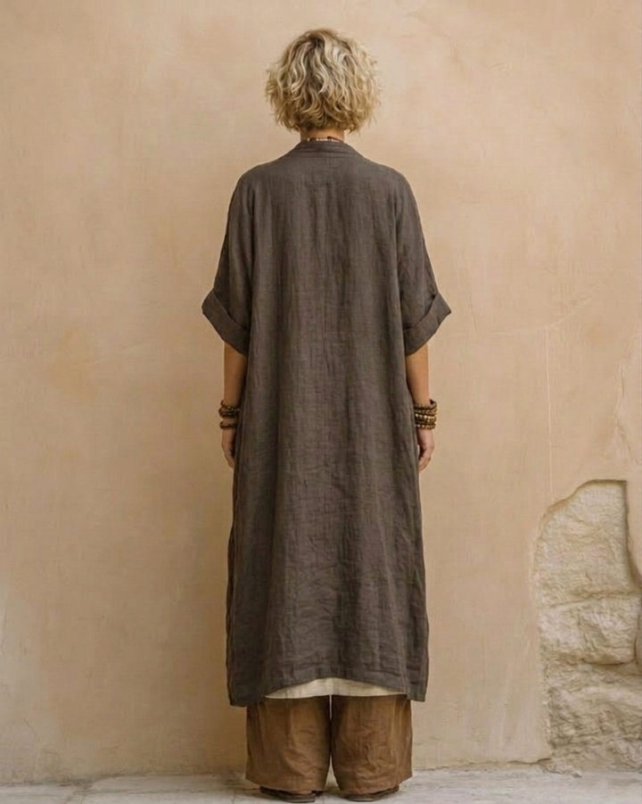 Elizabeth | Three-piece set made of dark gray and brown with tribal print