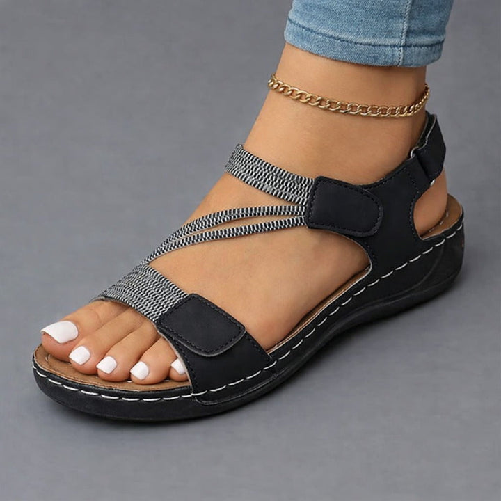 Eva Gabriele | Lightweight orthopedic sandals