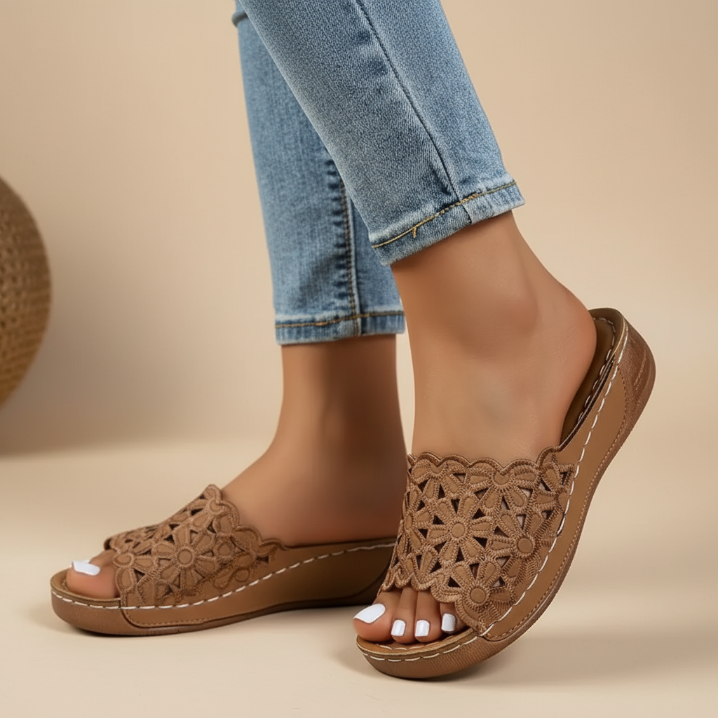 Alice Gabriele | Ergonomic sandals