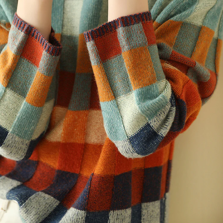 Francesca | Retro-Inspired Plaid Sweater