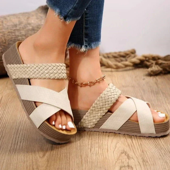 Alice Rosalie | Comfortable orthopedic sandals