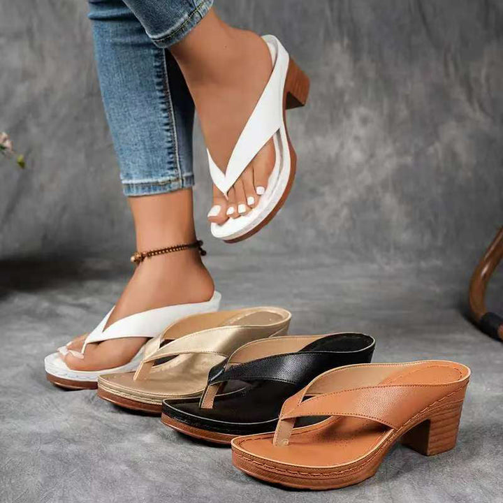 Alice Elisabeth | Elegant relaxed sandals